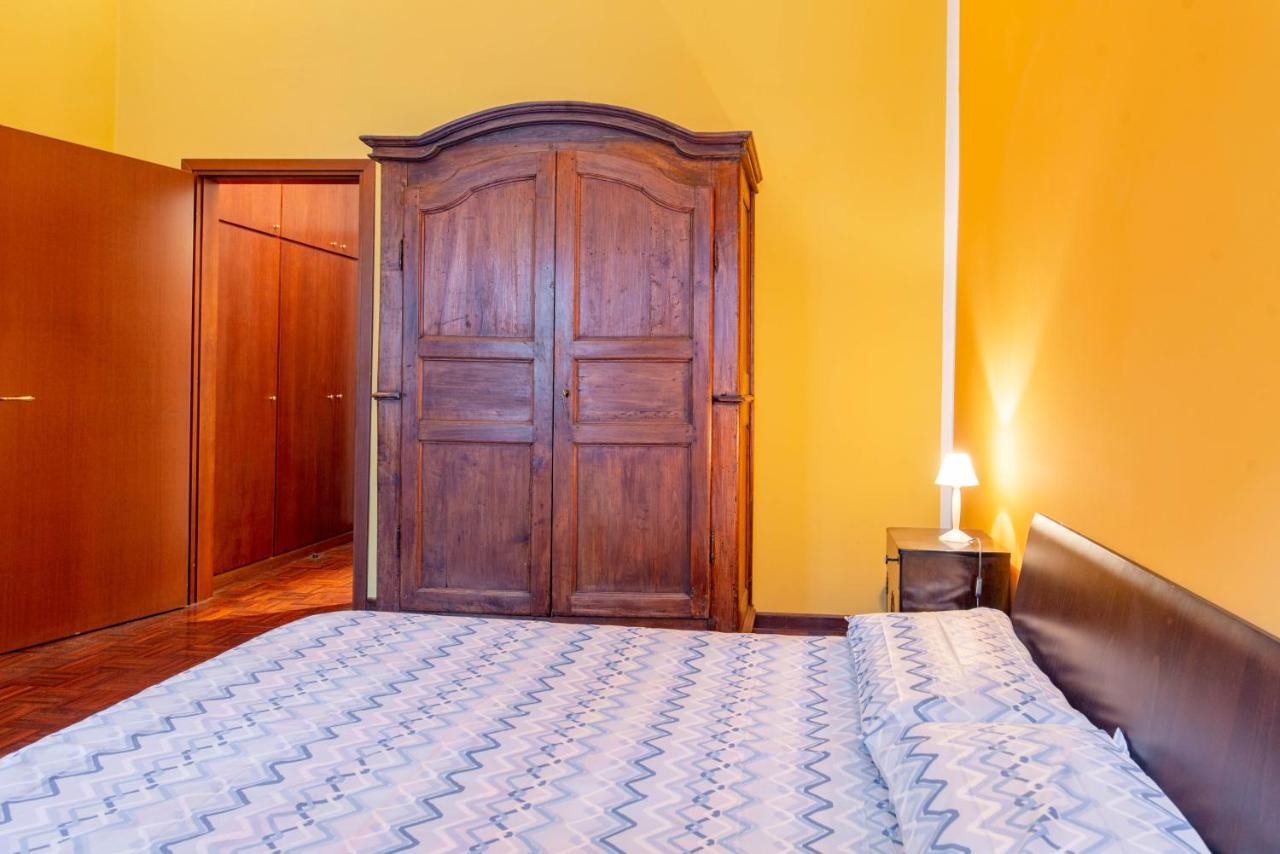 In Centro, 5 Posti Letto: Ca' Cybeles Appartamento Torino Esterno foto